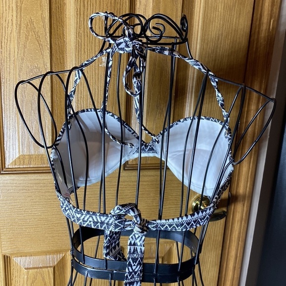 Xhilaration bikini swimsuit top🏖 - Picture 3 of 6